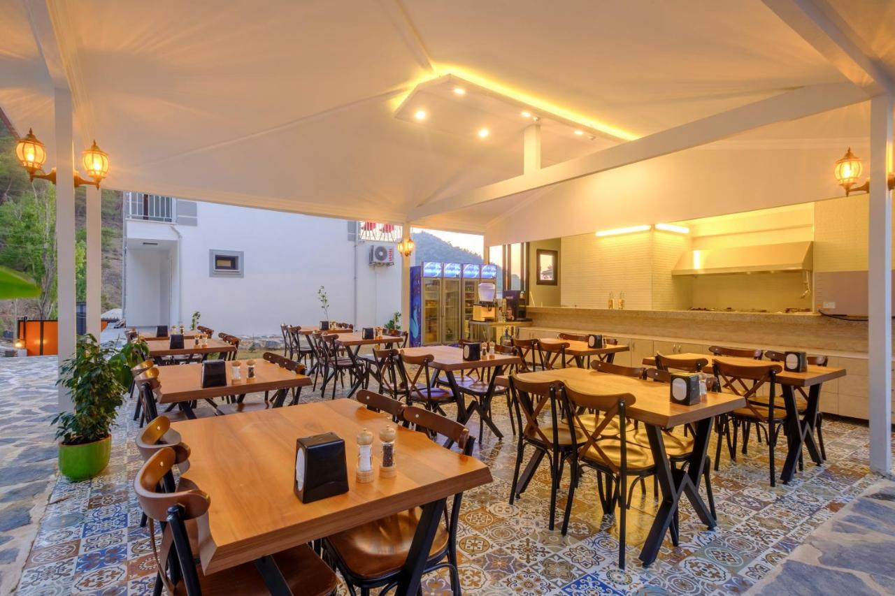 אולודניץ Monastery Suites Hotel (Adults Only) מראה חיצוני תמונה