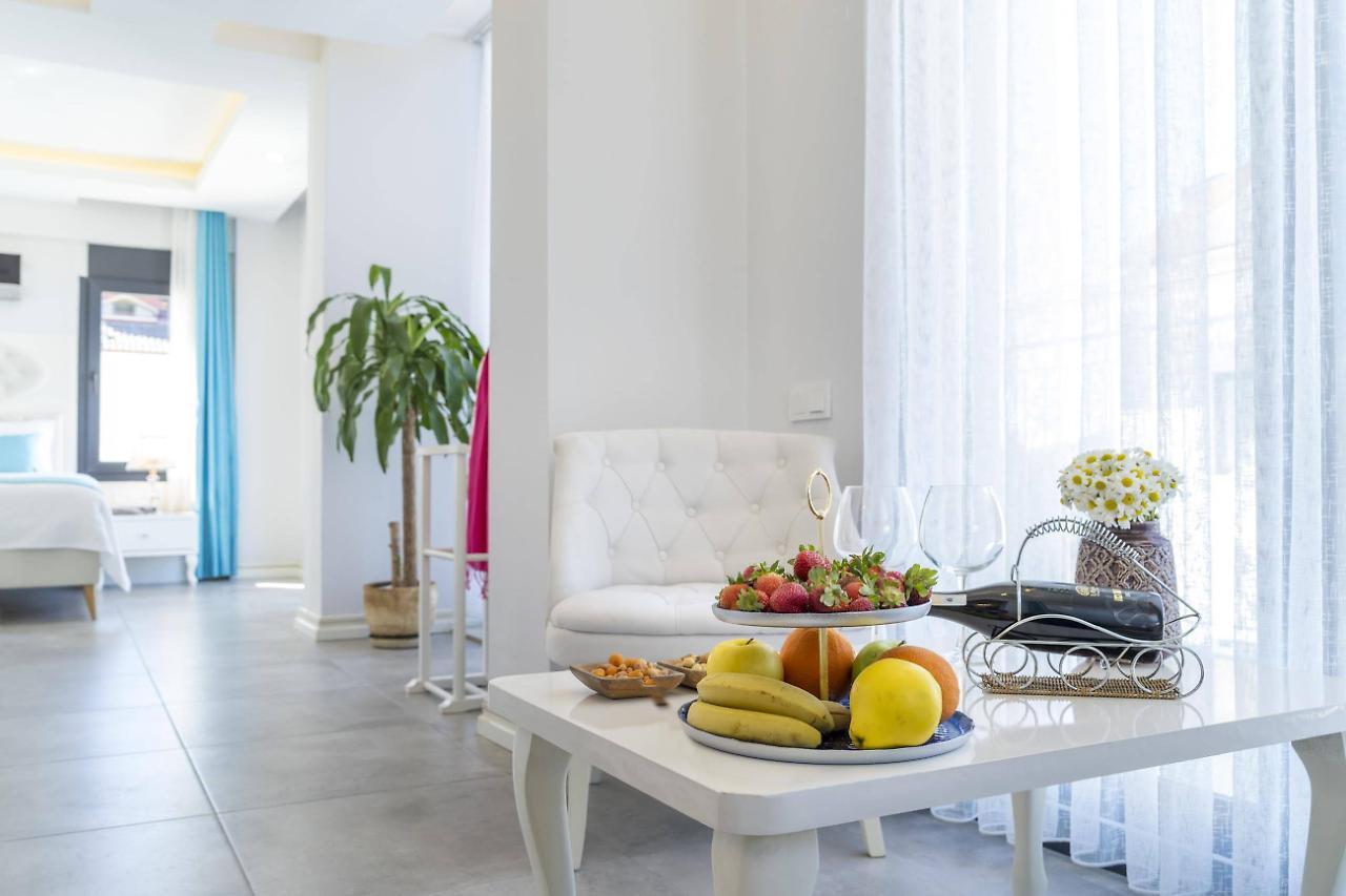 אולודניץ Monastery Suites Hotel (Adults Only) מראה חיצוני תמונה