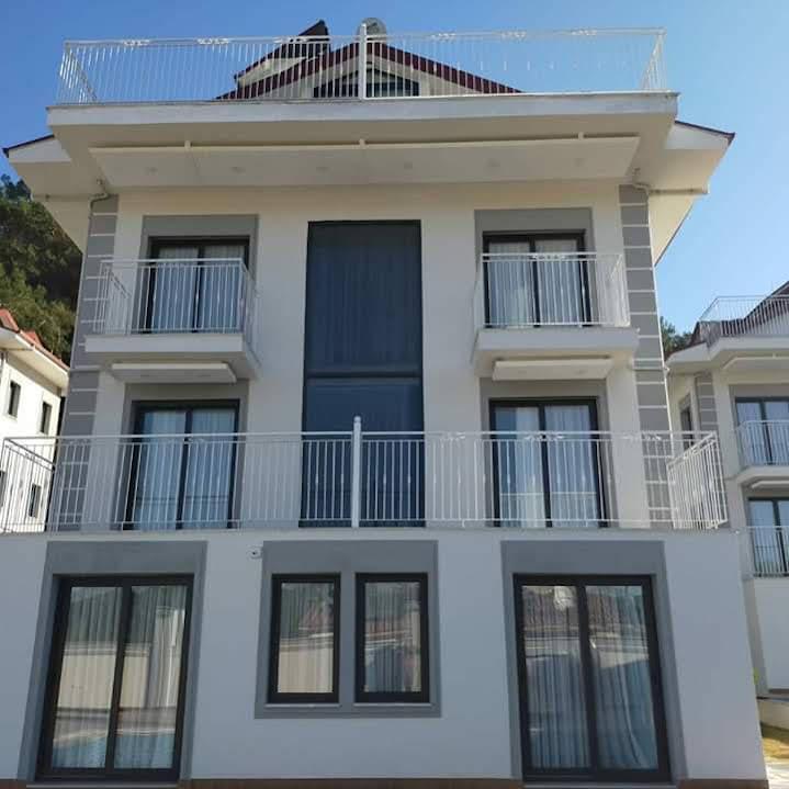 אולודניץ Monastery Suites Hotel (Adults Only) מראה חיצוני תמונה